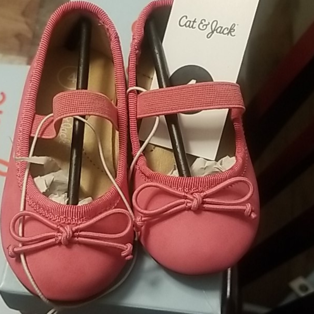 NWB CUTE PINK BABY FLATS!